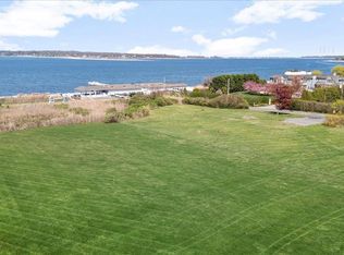 36 Baycrest Dr, Huntington, NY 11743