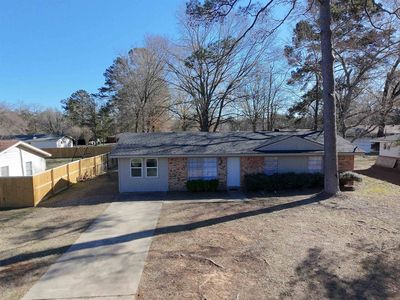 928 N Live Oak St, Carthage, TX, 75633