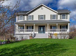 4 Yale Dr, Highland Mills, NY 10930