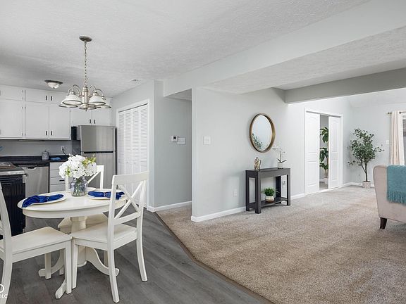 5th image of 7945 Benjamin Dr #19
