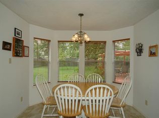 1401 Piney Woods Dr, Friendswood, TX 77546
