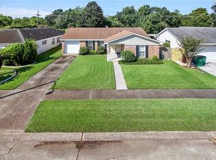 780 Hickory St, Gretna, LA 70056