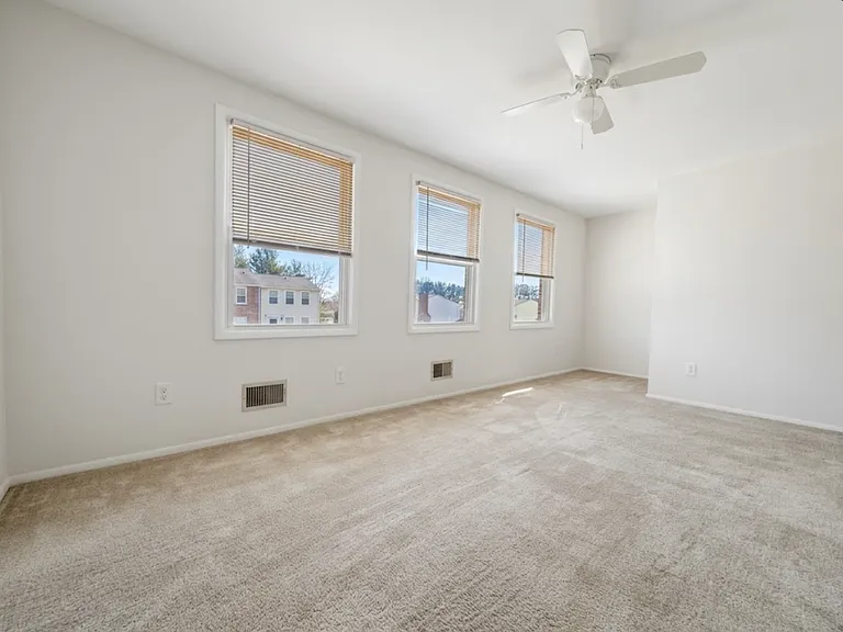 114 Drexel Dr — Photo 5