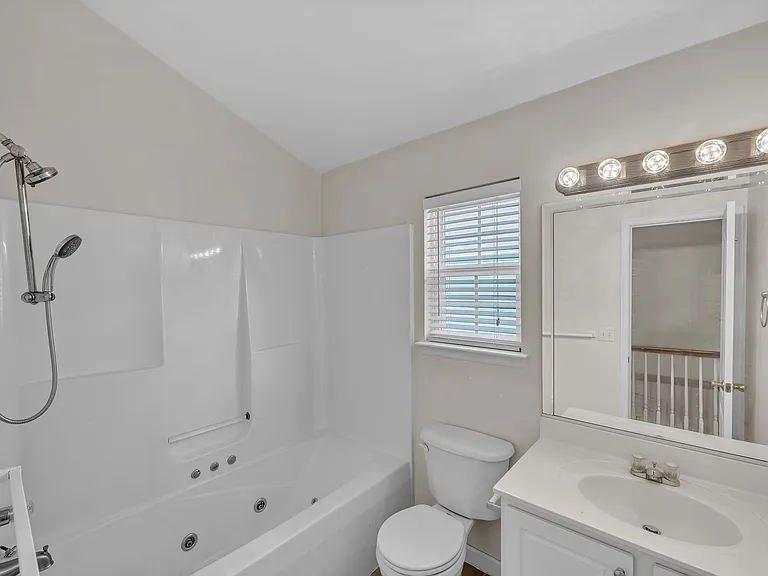 8131 Redmon Rd #B — Photo 24