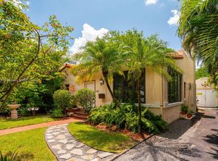 410 Alhambra Cir, Coral Gables, FL 33134