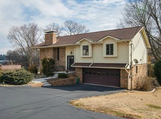 2430 Sandy Shore Dr, Lenoir City, TN 37772