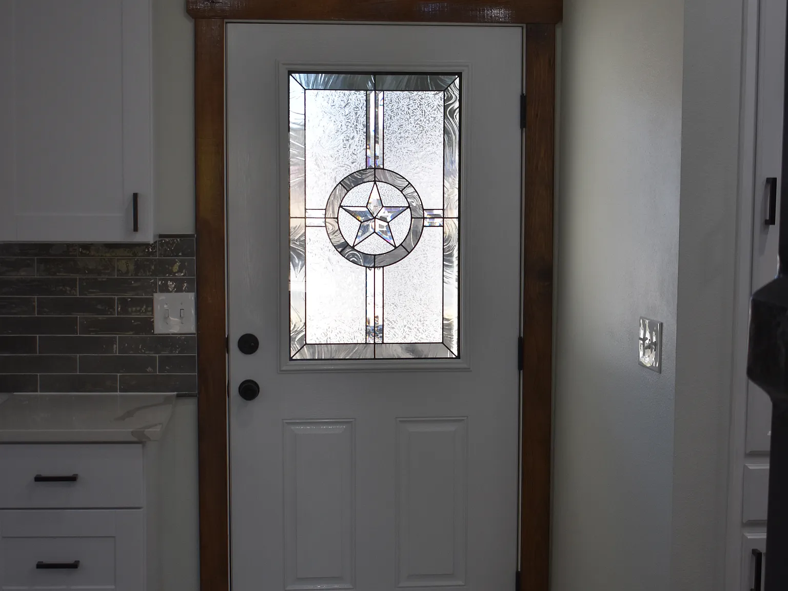 2 bed, 1400 sqft, $2,080 — Photo 3