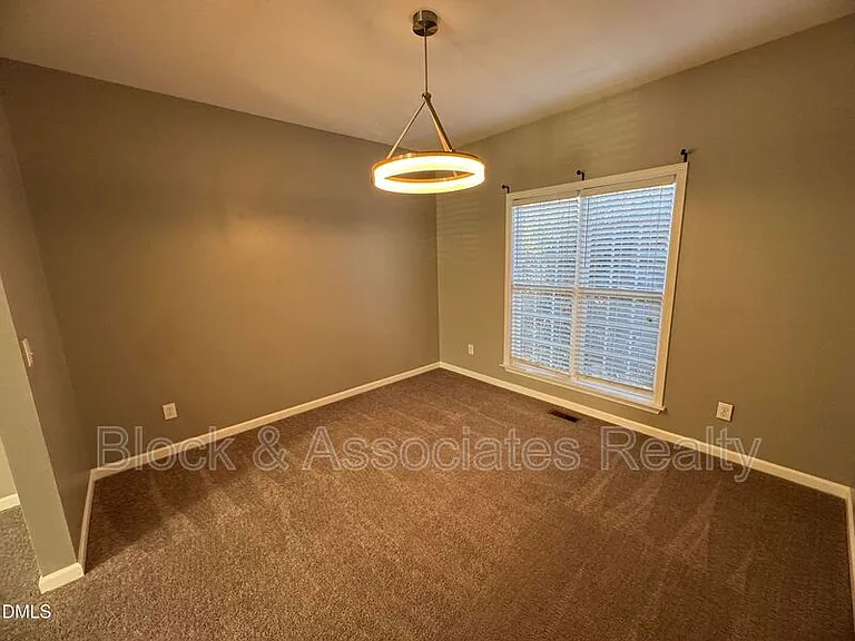 3228 Forest Mill Cir — Photo 9