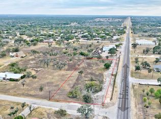 27 Charolet Ave, Harper, TX 78631