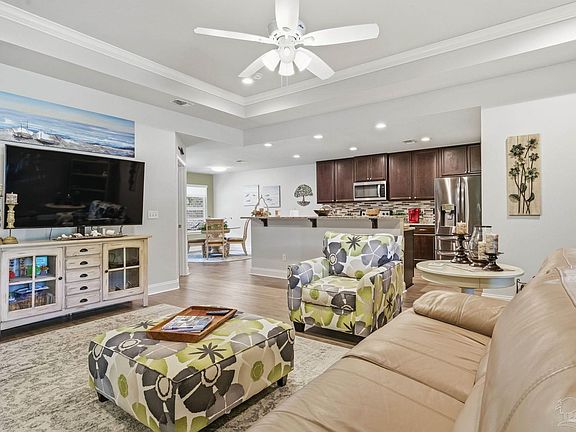 2nd image of 1825 Sundown Dr