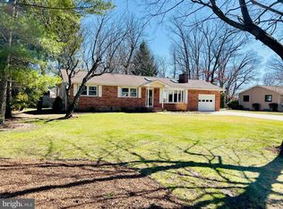 2199 Nona Dr, Vineland, NJ 08361