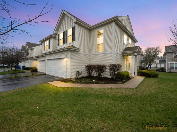 1531 Legacy Dr Unit 4, Dekalb, IL 60115