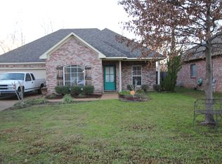 242 Jacks Pl, Brandon, MS 39047