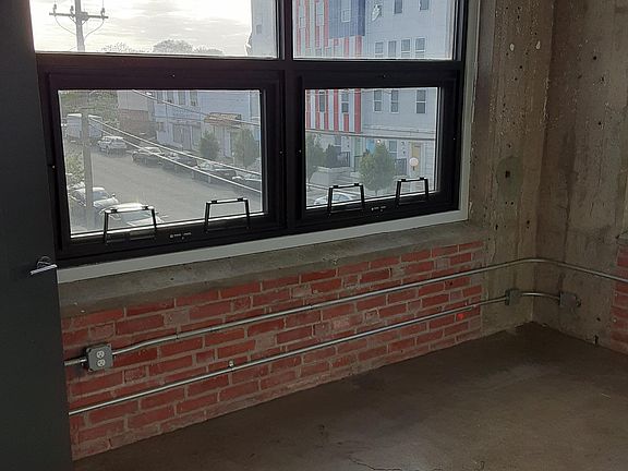 3rd image of 4800 Brown St #310 & 410