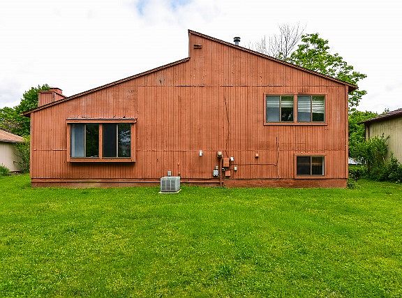 5th image of 1018 Kevin Dr