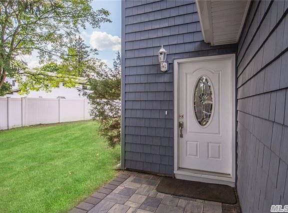 4th image of 11 Cecil Ct