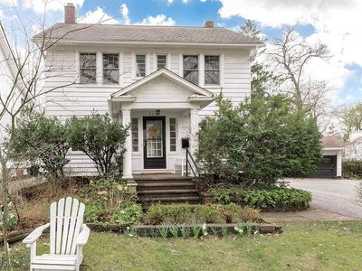 2220 Maplewood Rd, Cleveland Heights, OH, 44118