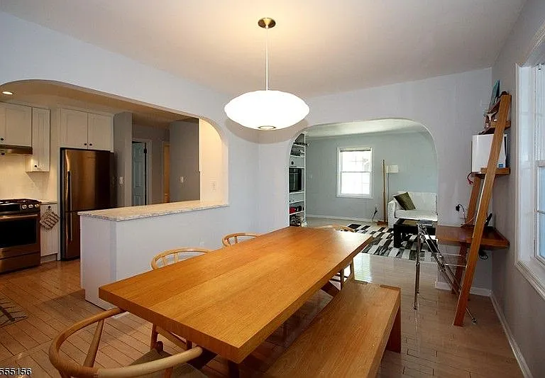 11 E Heritage Dr — Photo 4