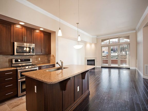 2nd image of 1120 Delaware St #503