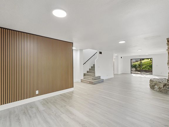 3rd image of 11618 Johnson Lake Rd