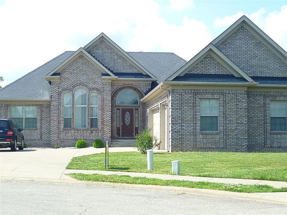 2nd image of 121 Victory Lake Dr
