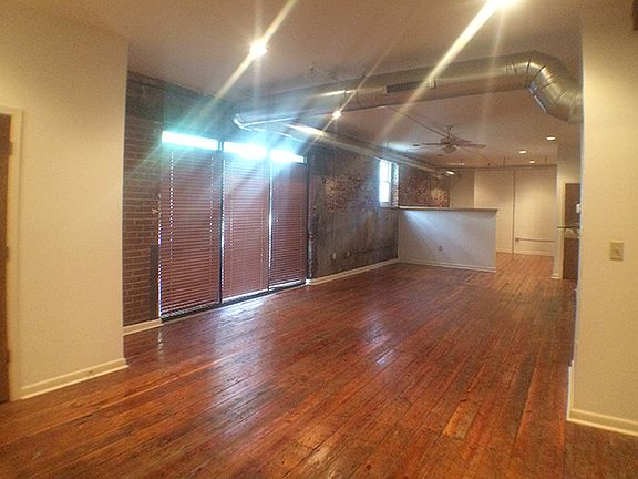 2nd image of 50 Gayoso Ave APT 203