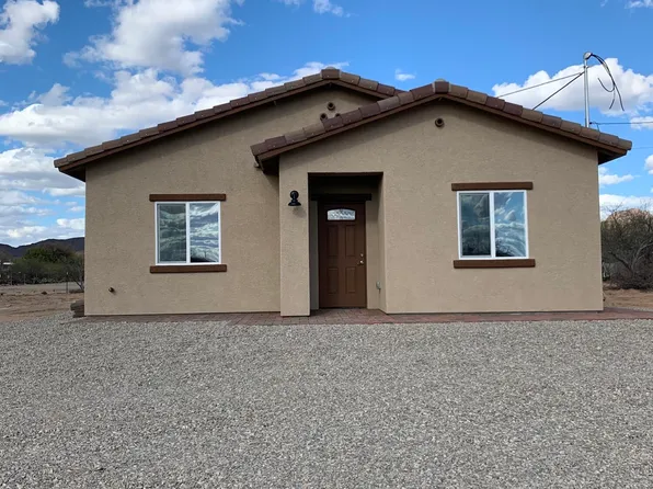 8957 W Bopp Rd, Tucson, AZ 85735