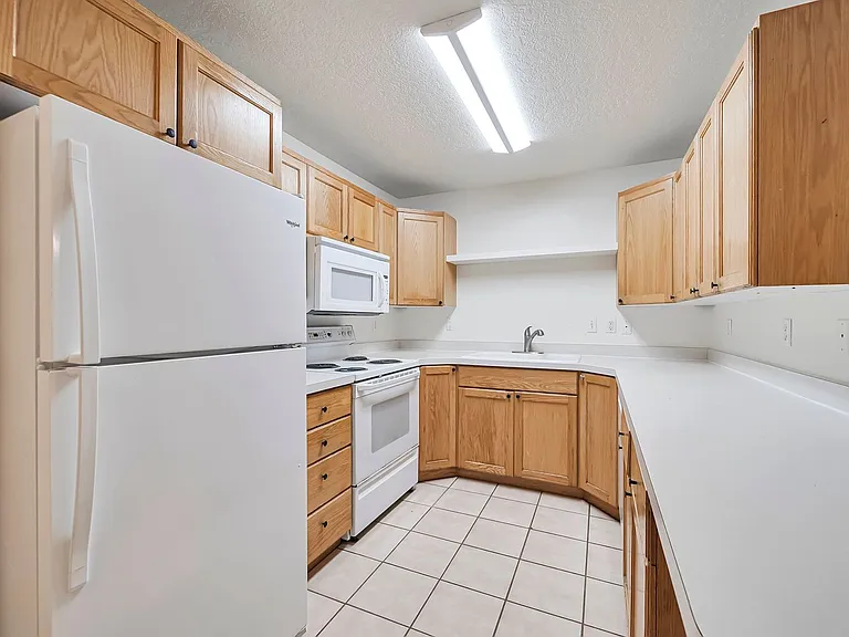 1426 N 1300 W — Photo 4