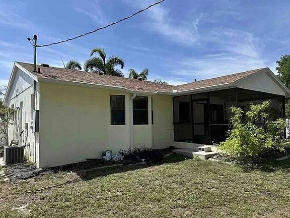 4th image of 5838 Grey Ln