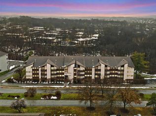 1465 Heritage Lndg APT 308, Saint Charles, MO