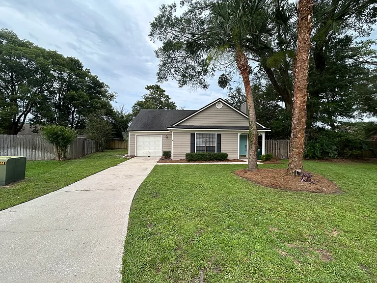 2443 Footbridge Ln — Photo 1