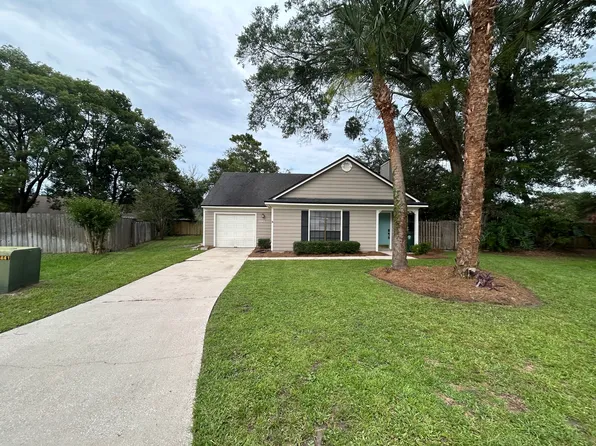 2443 Footbridge Ln, Jacksonville, FL 32224