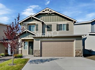 6670 Spriggel St, Meridian, ID 83646