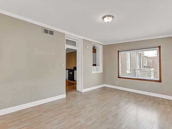 3rd image of 4007 Shenandoah Ave #4007