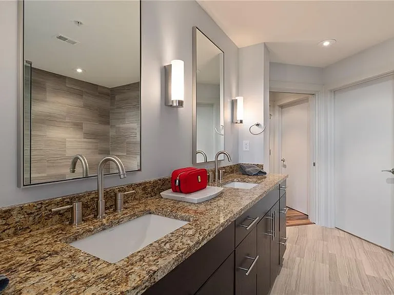 222 12th St NE #1806 — Photo 26