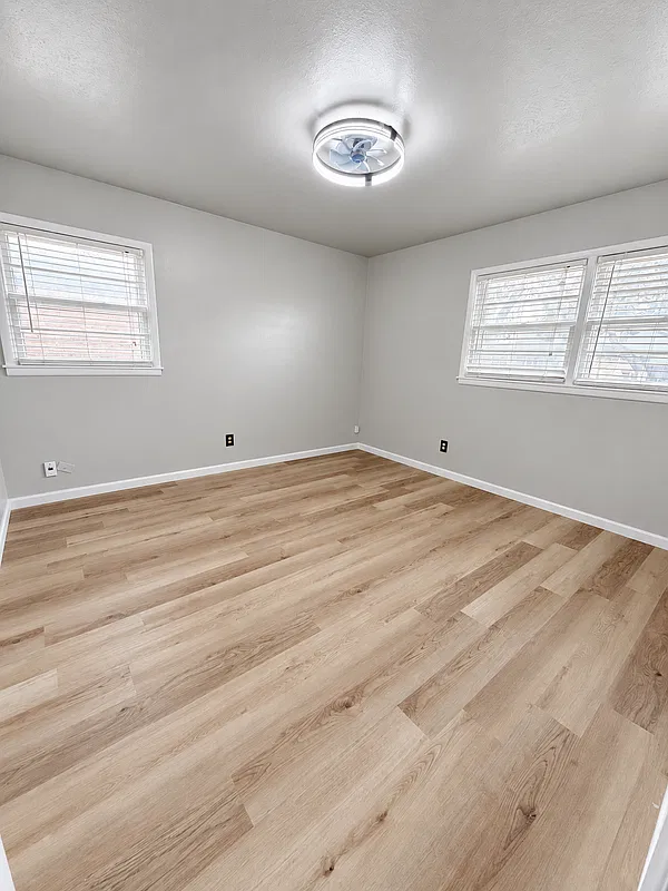 3 bed, 2.0 bath, 1506 sqft, $2,100 — Photo 4