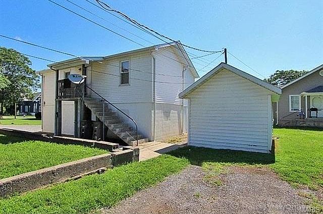 1st image of 805 William St
