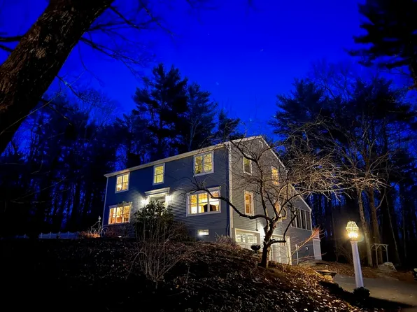 8 Williams Way, Durham, NH 03824