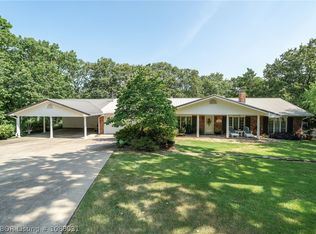 2700 Blue Bird Ln, Poteau, OK 74953