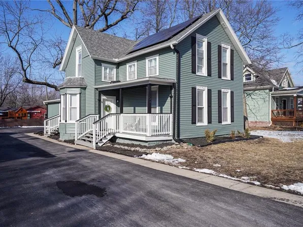 216 Main St, Wellsville, KS 66092