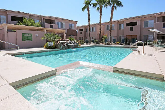 Desert Vista Apartments — Photo 2