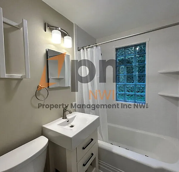 1110 Lafayette St — Photo 10
