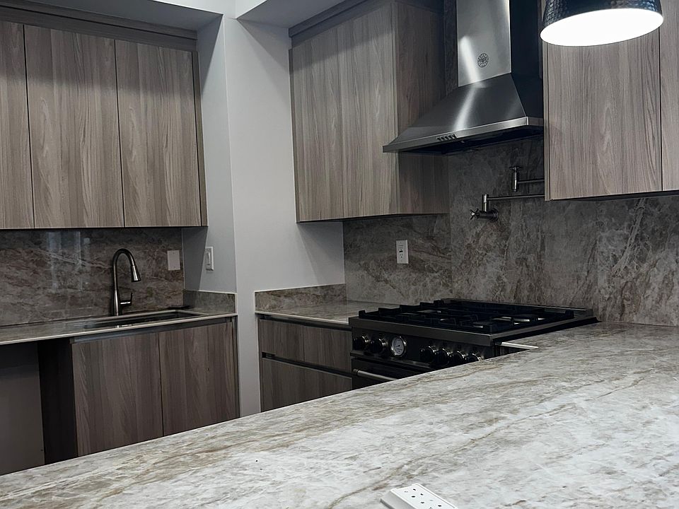 2nd image of 167 Saint Pauls Ave #1