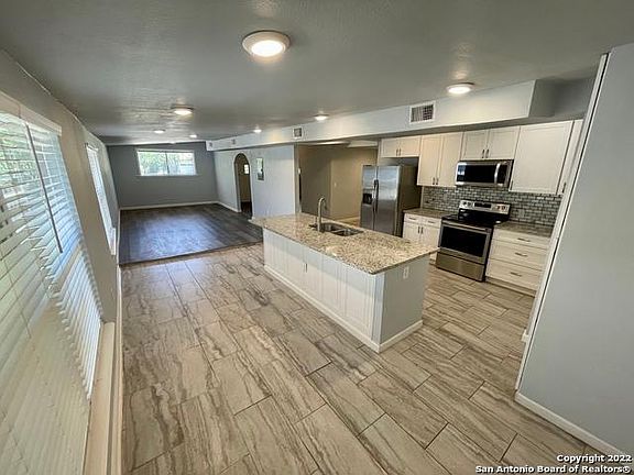 2nd image of 1026 San Angelo