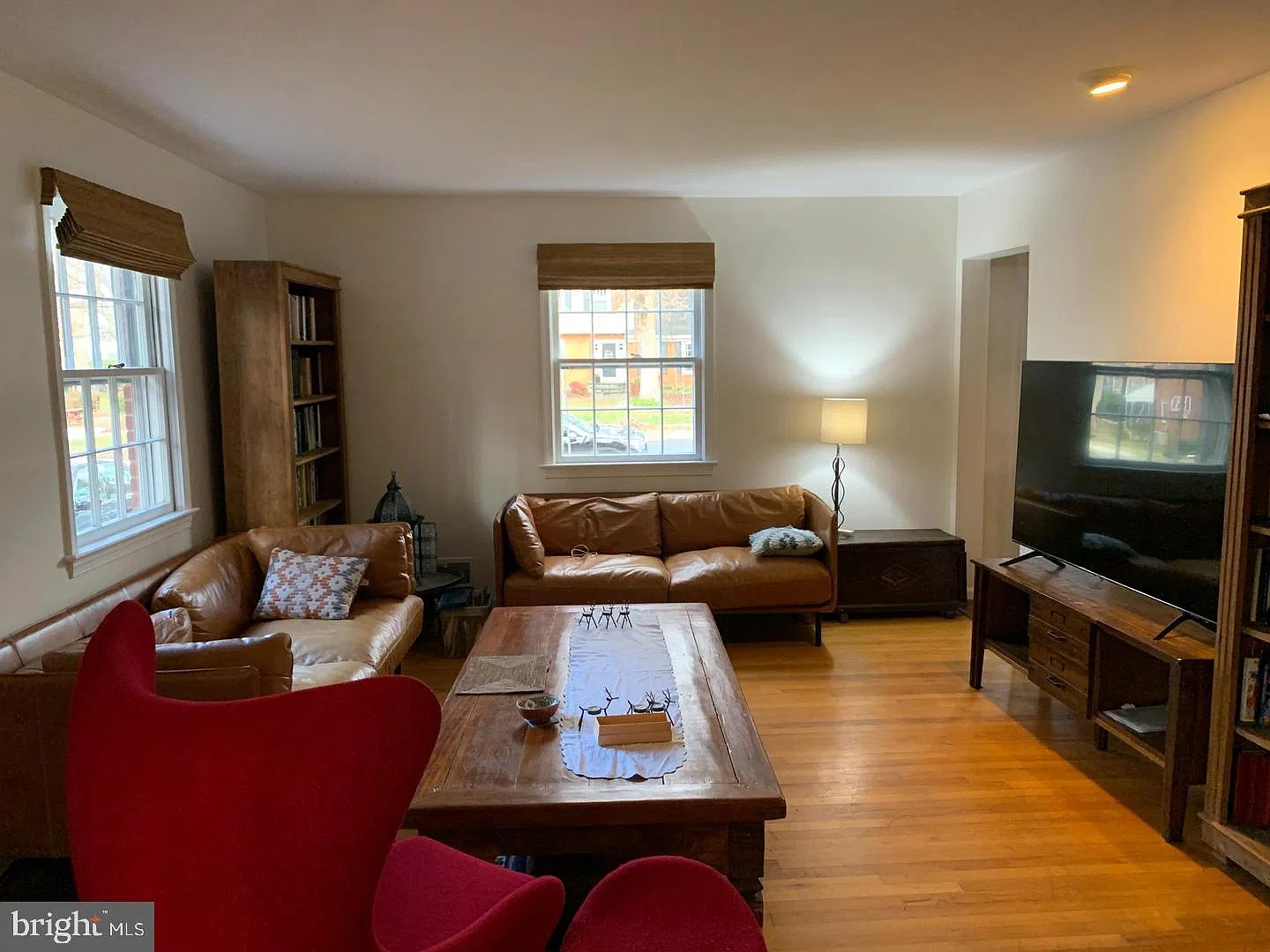 5 bed, 3.5 bath, 2891 sqft, $4,009 — Photo 4