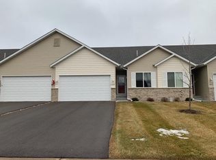 4113 Jarmann Ln, Shakopee, MN 55379