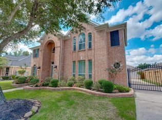 3120 Autumn Ct, Pearland, TX 77584