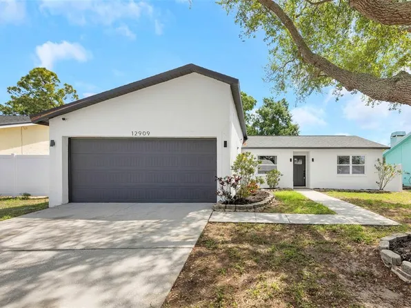 12909 Pine Way Dr, Largo, FL 33773