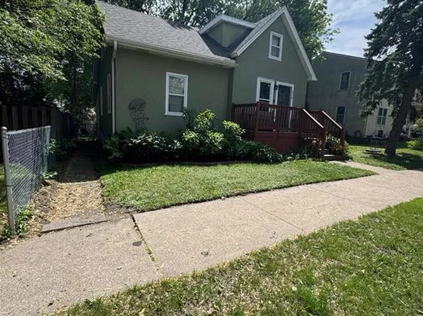 878 Monroe Ct, Saint Paul, MN 55102