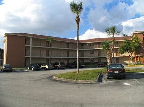 1st image of 8493 NW 61st St
